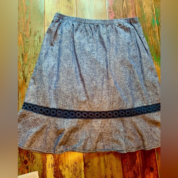Blue Linen Skirt (L) - Picture 3 of 6